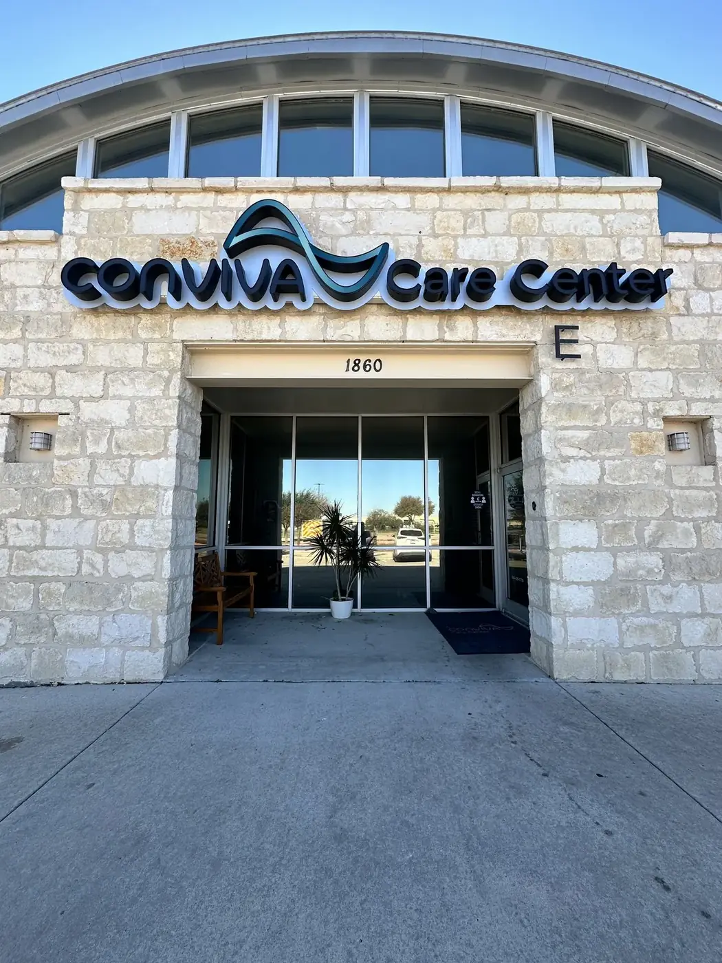 Medical office storefront entrance, San Antonio