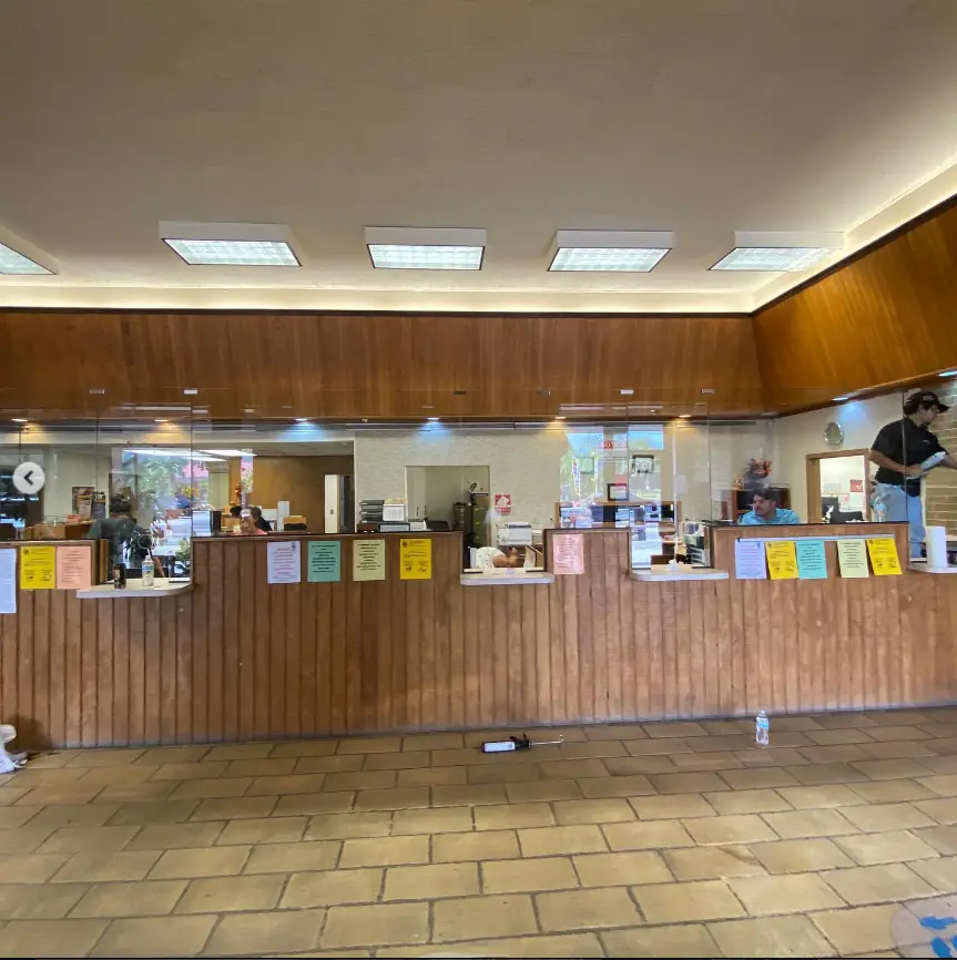 Transaction counter and partition glass